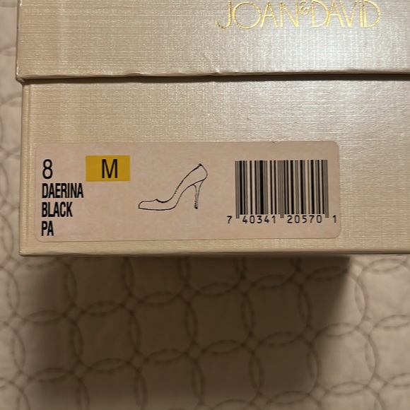 Joan and David Shoes - Picture 7 of 7
